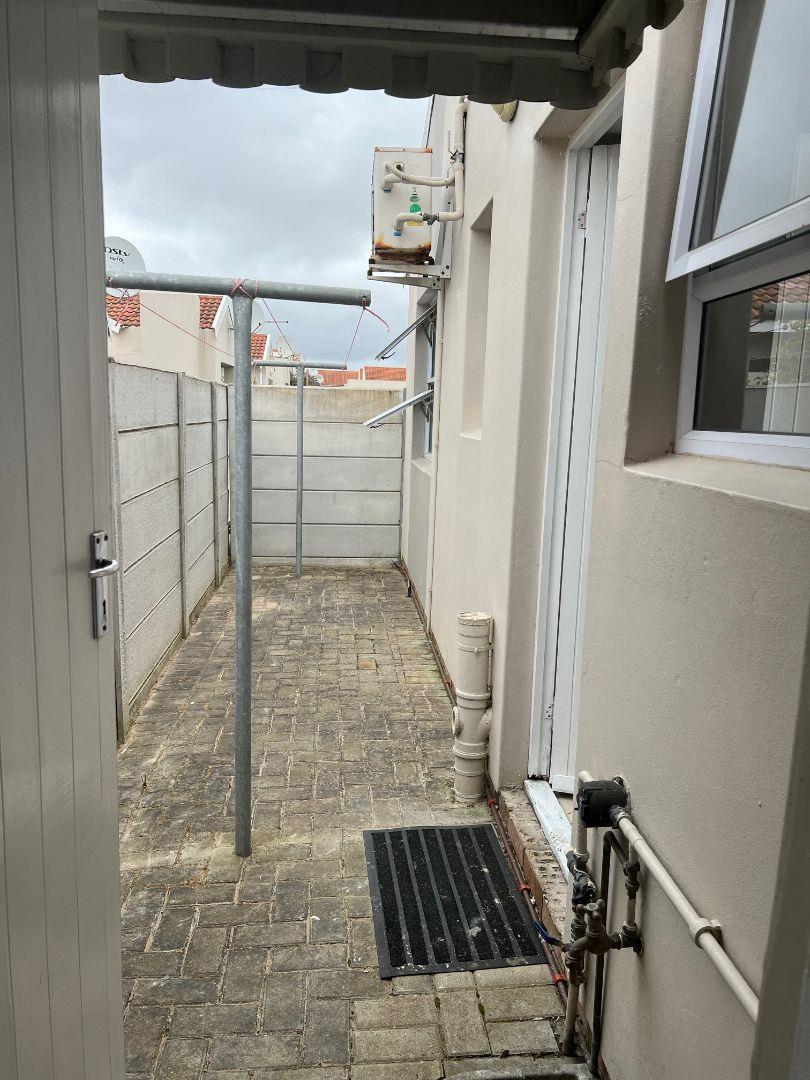 To Let 2 Bedroom Property for Rent in Fairview Eastern Cape